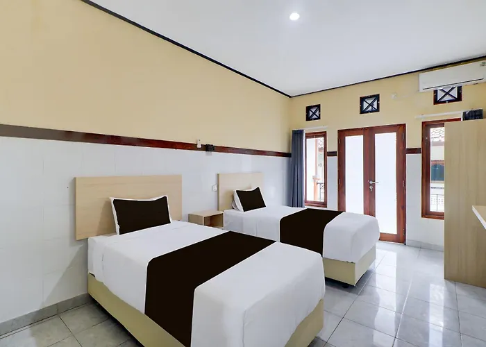 Townhouse Oak Near Kuta Formerly Sayang Maha Merta Hotel Legian